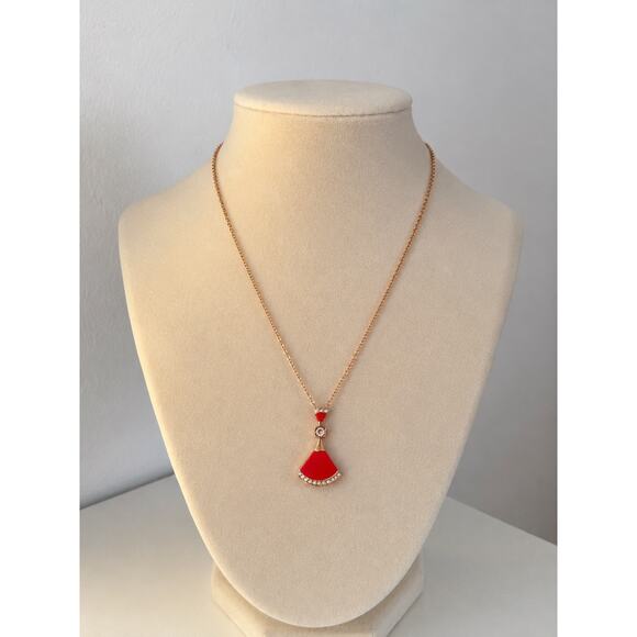 Unbranded Jewelry - Red Fan Pendant Necklace Gold Tone Crystal Accent Statement Jewelry Women